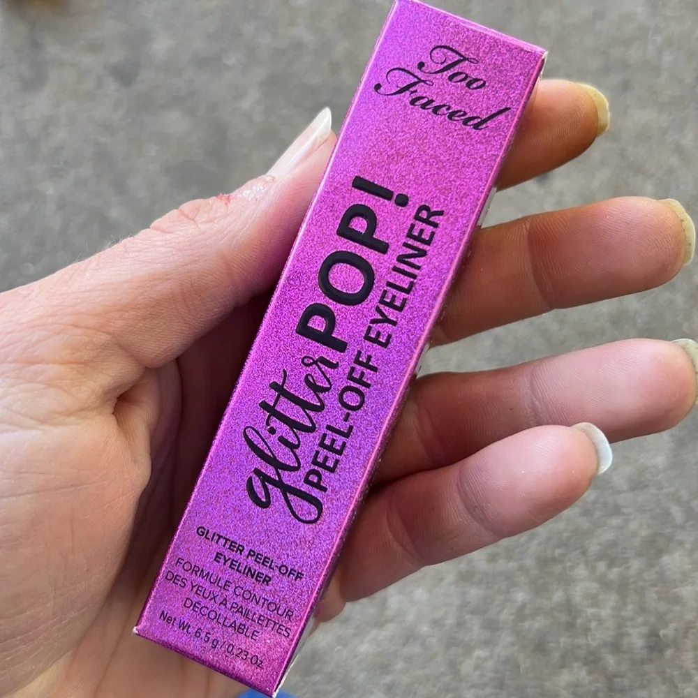 🍭💕HP! Rare! Kitty Glitter Too Faced Peel Off Glitter Eyeliner